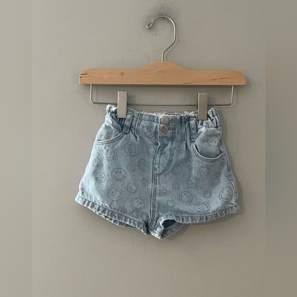 $18 ADD ON Zara 2-3y paper bag style shorts paperbag waist smiley world 2Y 3Y
